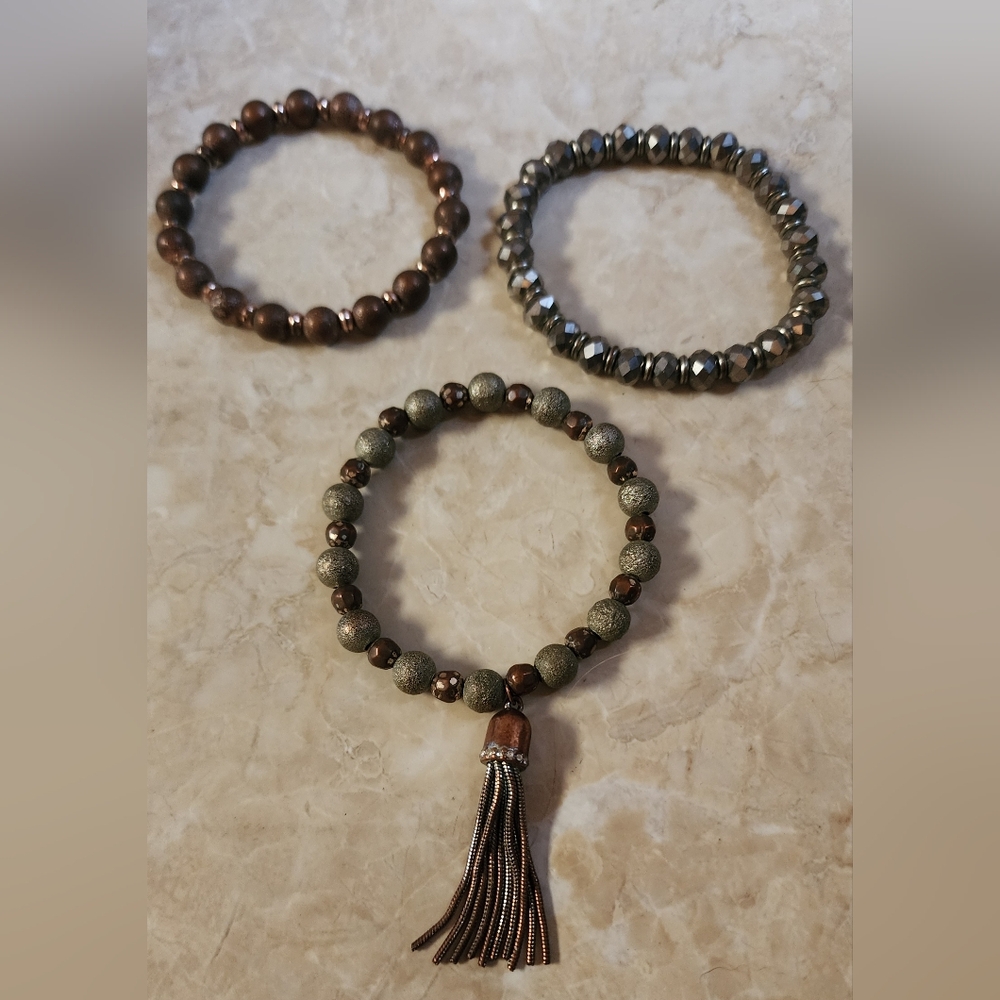 3 Stretch Bracelets - image 1